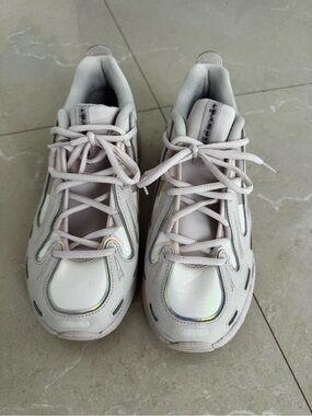 Light Pink Women's Athletic Sneakers - adidas